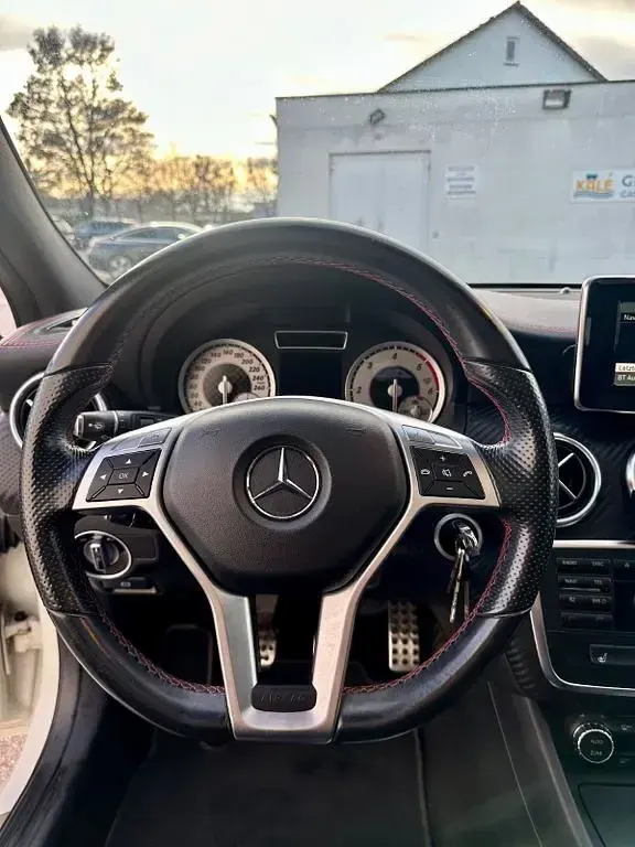 Gebraucht Mercedes A160 AMG 90 PS (66 kW) 2014 Weiß Limousine