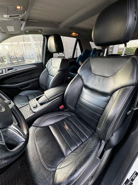 Gebraucht Mercedes ML350 258 PS (189 kW) 2012 Weiß SUV