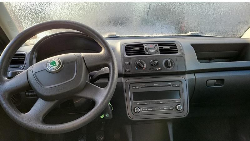 Gebraucht Skoda Fabia 70 PS (51 kW) 2011 Silber Kombi