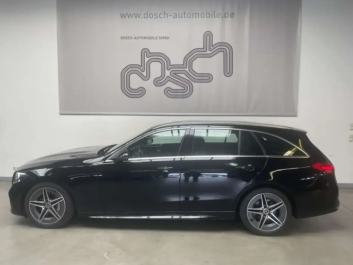 Gebraucht Mercedes C200 AMG 184 PS (135 kW) 2023 Schwarz/baltic black Kombi