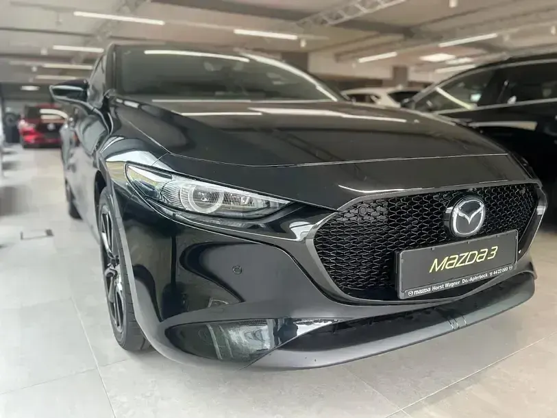 Neu Mazda 3 Exclusive-Line 186 PS (136 kW) 2025 Jet black Kleinwagen