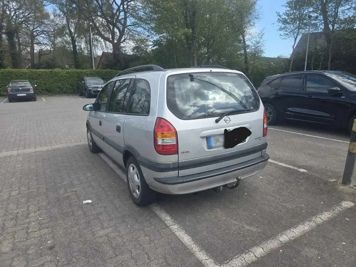 Gebraucht Opel Zafira 101 PS (74 kW) 2002 Grau Van / Kleinbus
