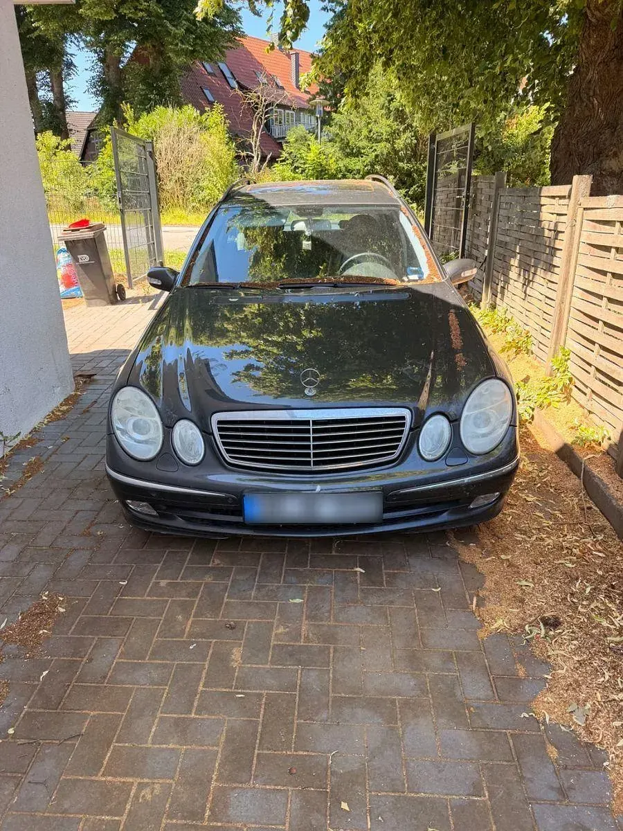 Gebraucht Mercedes E320 Avantgarde 204 PS (150 kW) 2003 Grau Kombi
