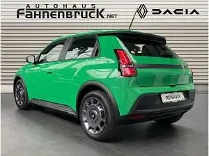 Ny Renault 5 E-Tech Evolution 89 kW (122 HK) 2026 Grøn Sedan