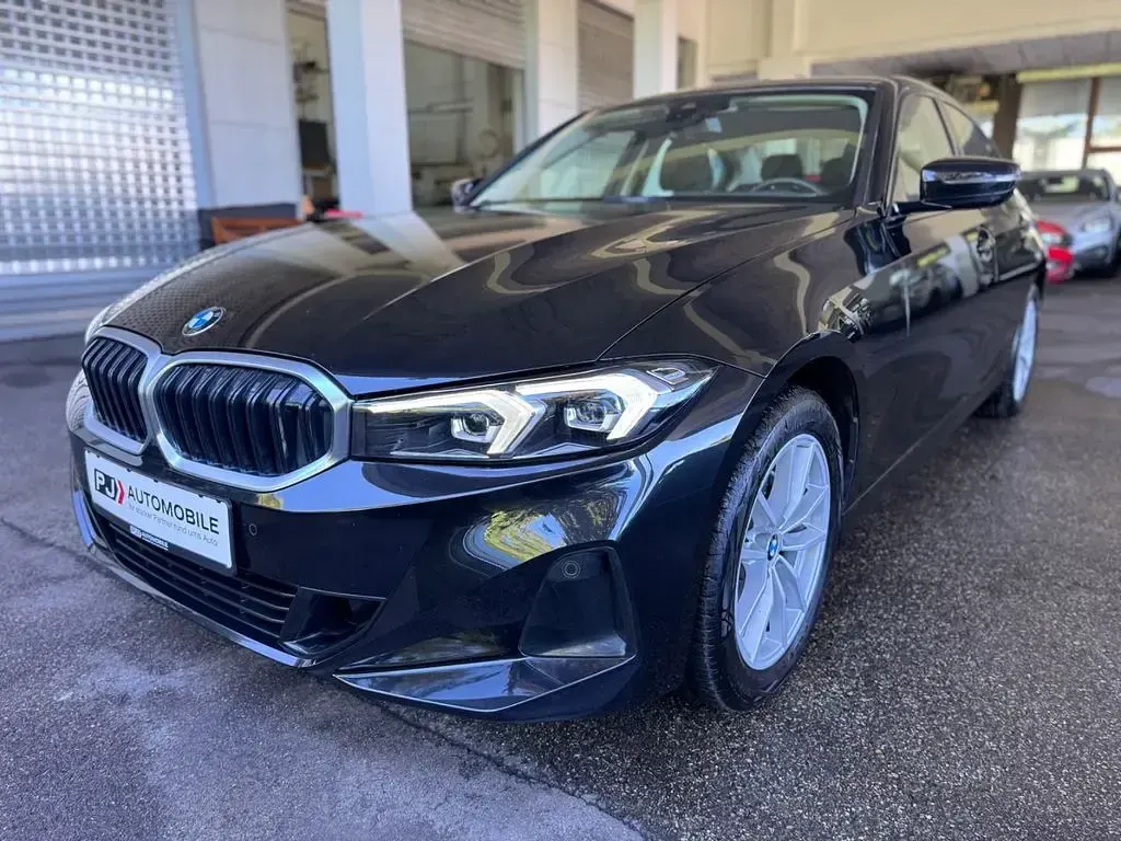 Gebraucht BMW 320 190 PS (139 kW) 2023 Schwarz Limousine