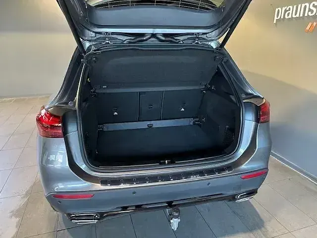 Gebraucht Mercedes GLA220 Progressive 190 PS (139 kW) 2025 Grau SUV