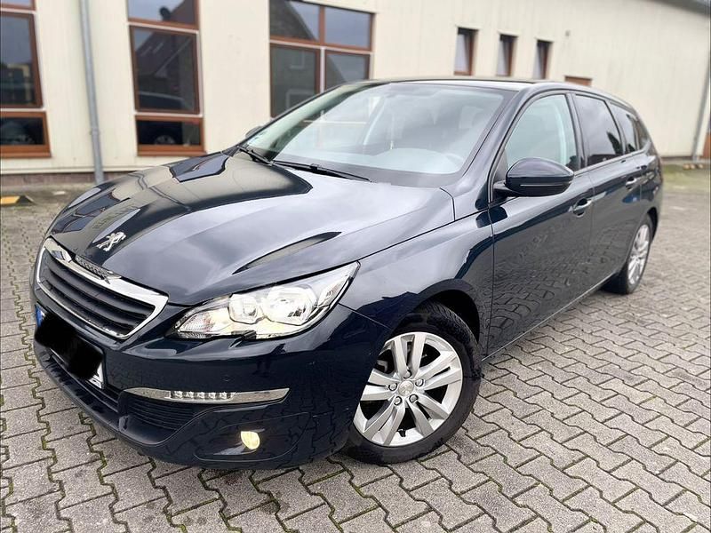Gebraucht Peugeot 308 SW Active 131 PS (96 kW) 2016 Grau Kombi