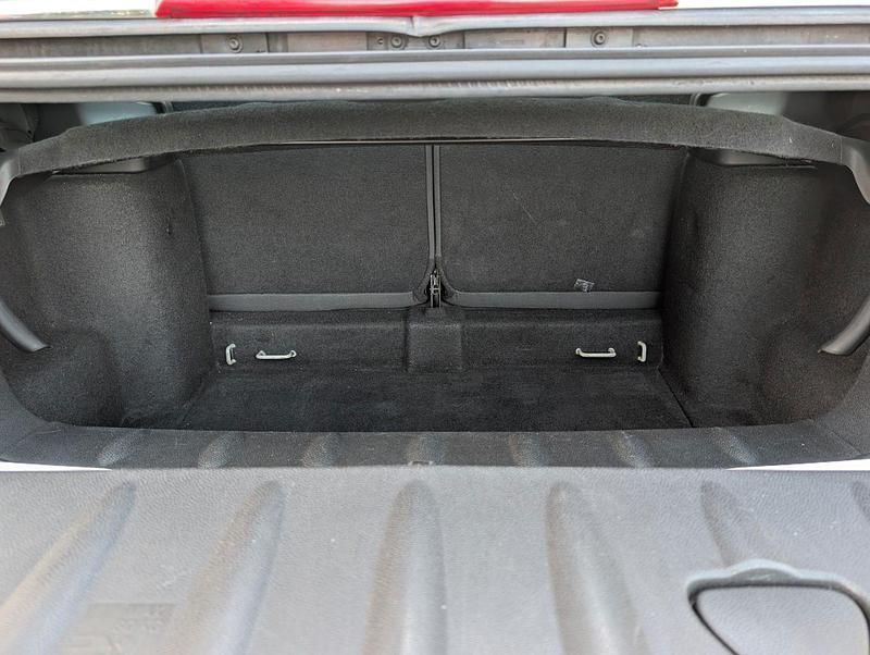 Gebraucht Mini Cooper Cabriolet 120 PS (88 kW) 2009 Weiß Cabrio