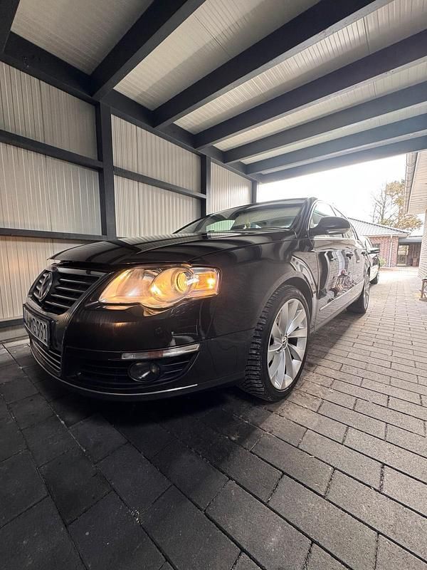 Gebraucht VW Passat Highline 150 PS (110 kW) 2006 Braun Limousine
