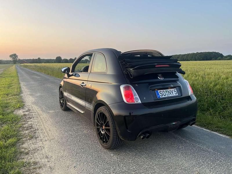 Gebraucht Abarth 500C 135 PS (99 kW) 2014 Schwarz Cabrio