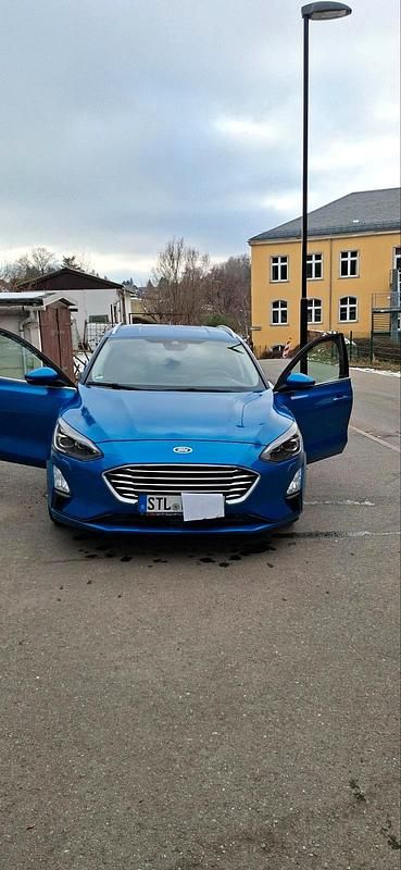 Gebraucht Ford Focus 150 PS (110 kW) 2019 Blau Kombi