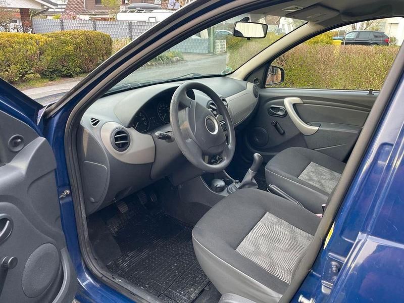 Gebraucht Dacia Sandero 75 PS (55 kW) 2009 Blau Limousine