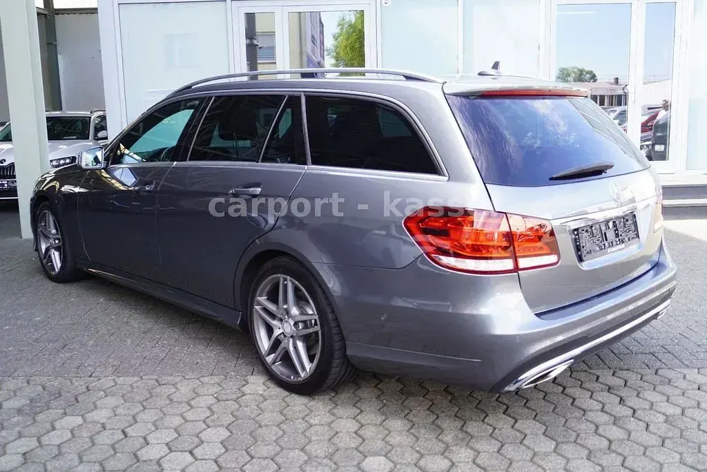 Gebraucht Mercedes E350 Sport 258 PS (189 kW) 2016 Grau Limousine