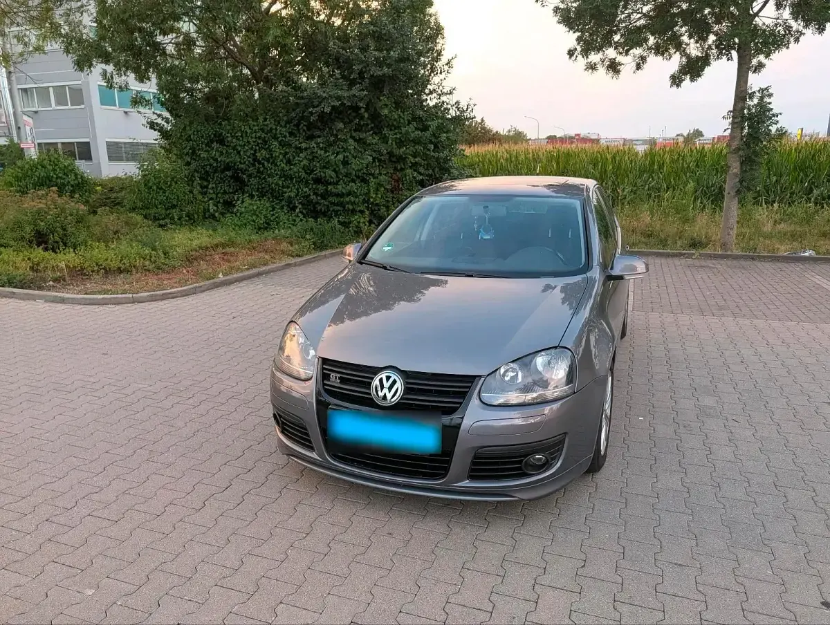 Gebraucht VW Golf V 140 PS (102 kW) 2008 Grau Kombi