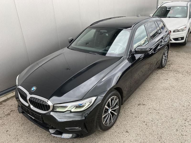 Gebraucht BMW 320 Sport Line 184 PS (135 kW) 2021 Schwarz Limousine
