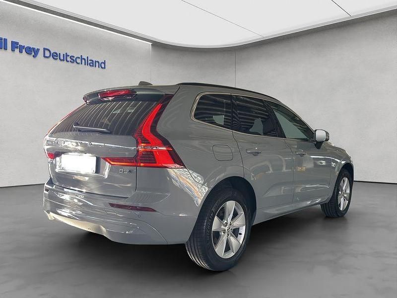 Gebraucht Volvo XC60 Core 250 PS (183 kW) 2024 Vapour grey SUV