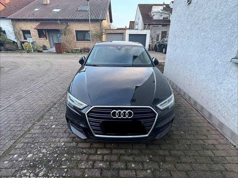 Gebraucht Audi A3 Sport 150 PS (110 kW) 2017 Schwarz Limousine