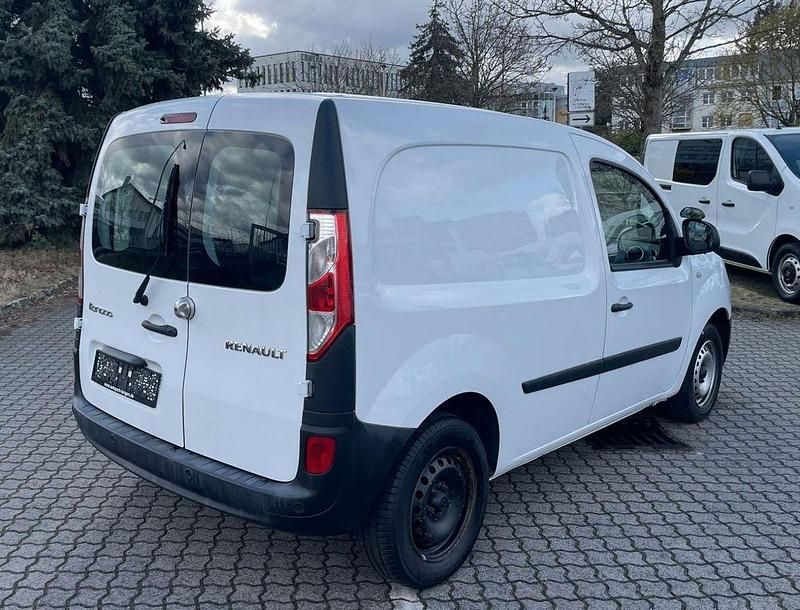 Usado Renault Kangoo Basis 95 HP (69 kW) 2019 Branco Monovolume