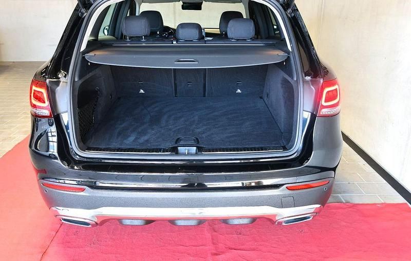 Gebraucht Mercedes GLC300 245 PS (180 kW) 2020 Schwarz SUV
