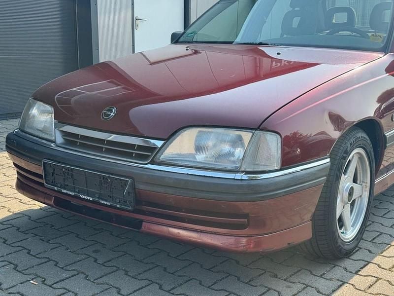 Gebraucht Opel Omega 150 PS (110 kW) 1992 Rot Limousine