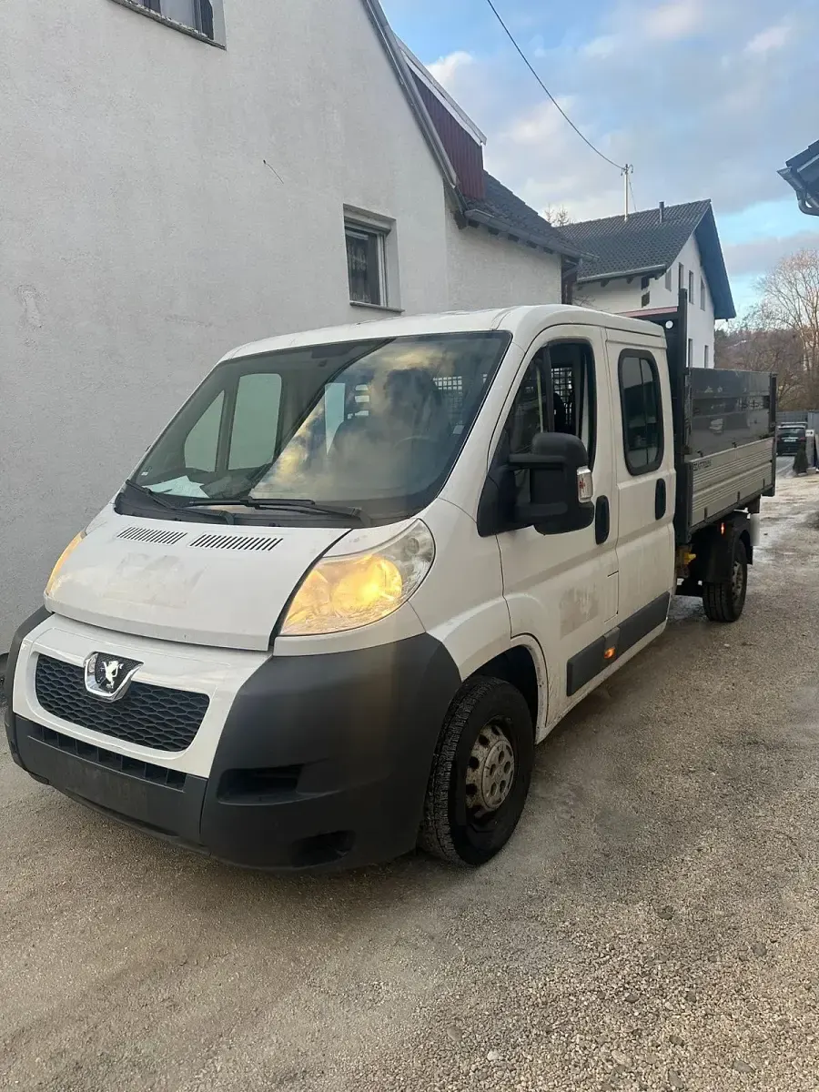 Gebraucht Peugeot Boxer 150 PS (110 kW) 2013 Weiß Van