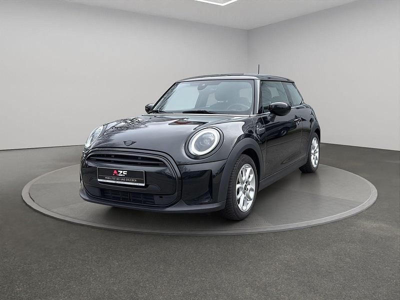 Gebraucht Mini Cooper 136 PS (100 kW) 2023 Midnight black Kleinwagen
