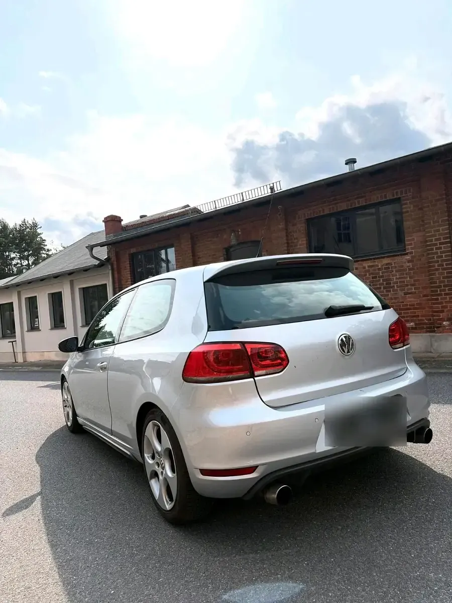 Gebraucht VW Golf VI GTI 280 PS (205 kW) 2012 Silber Kleinwagen