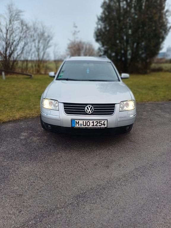 Gebraucht VW Passat Highline 150 PS (110 kW) 2003 Grau Kombi