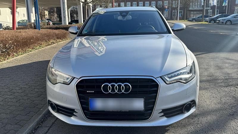Gebraucht Audi A6 Design 245 PS (180 kW) 2011 Silber Kombi