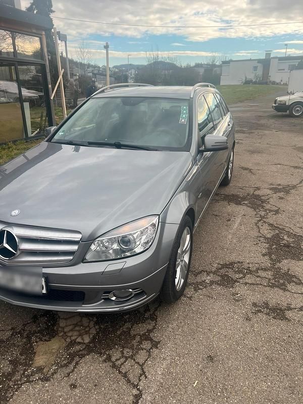 Gebraucht Mercedes C320 224 PS (164 kW) 2008 Grau Kombi
