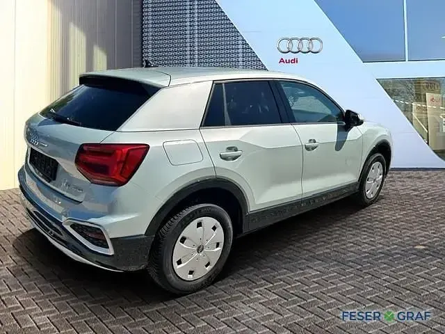 Gebraucht Audi Q2 Advanced Plus 150 PS (110 kW) 2025 Tausilber metallic SUV