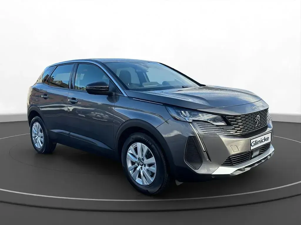 Gebraucht Peugeot 3008 Active 131 PS (96 kW) 2023 Grau SUV