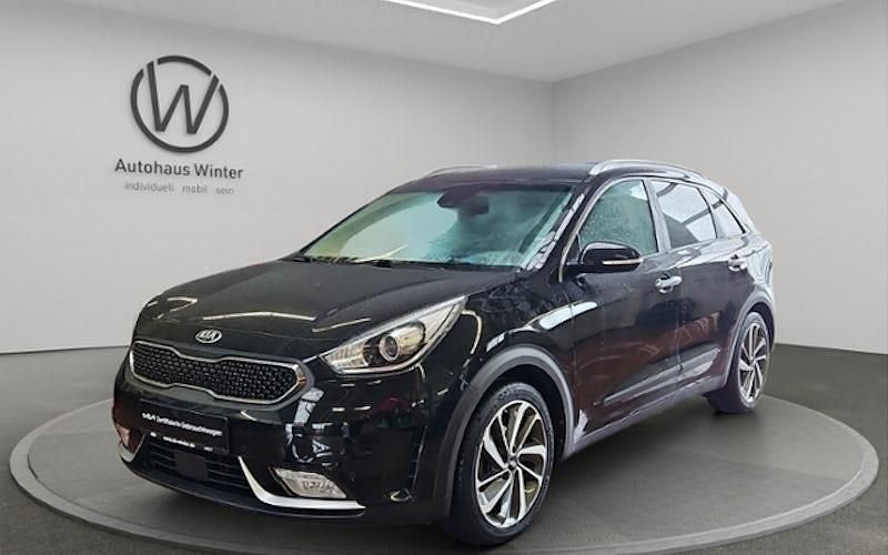 Gebraucht Kia Niro Spirit 141 PS (103 kW) 2016 Schwarz SUV