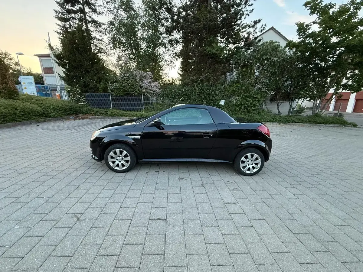 Gebraucht Opel Tigra 90 PS (66 kW) 2005 Cabrio