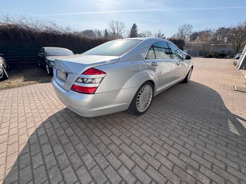 Gebraucht Mercedes S350 272 PS (200 kW) 2009 Silber Limousine