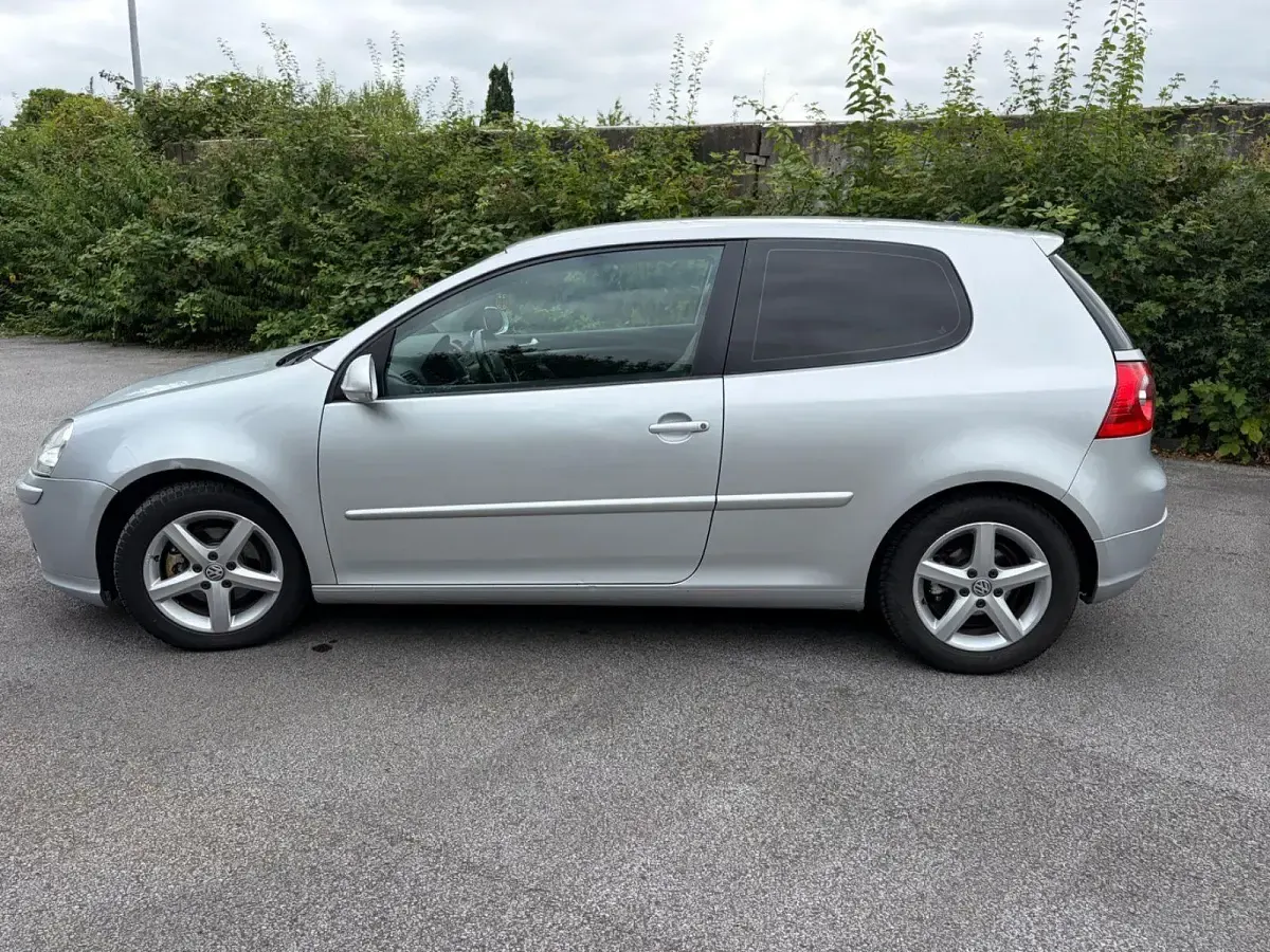 Gebraucht VW Golf IV 105 PS (77 kW) 2006 Silber Limousine