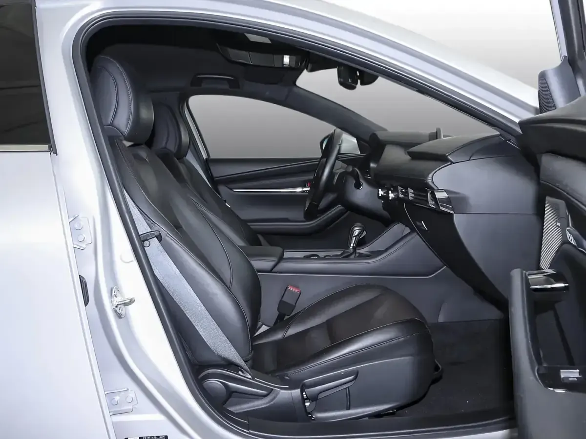 Gebraucht Mazda 3 Selection 186 PS (136 kW) 2023 Beige Limousine