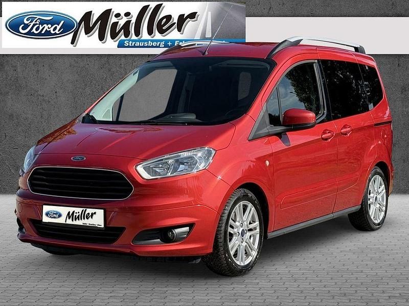 Rot Gebraucht 2015 Ford Tourneo Courier Titanium Van / Kleinbus | 12.900 € (Etwas zu teuer) - Bild 1/4