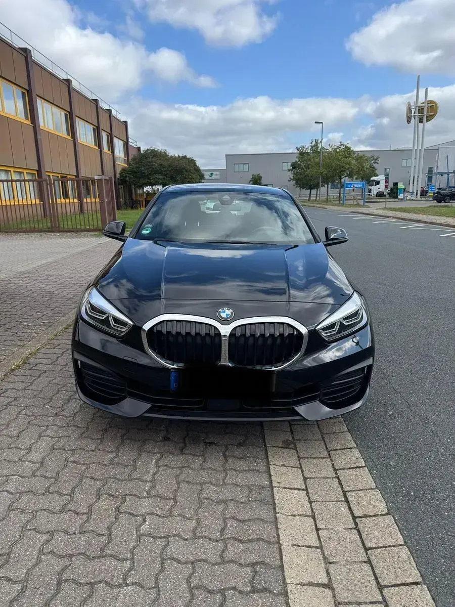Gebraucht BMW 118 Advantage 150 PS (110 kW) 2021 Schwarz Kleinwagen