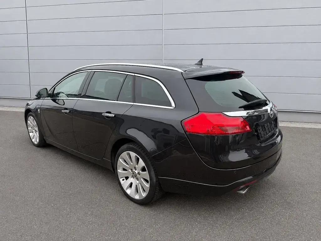 Gebraucht Opel Insignia Innovation 260 PS (191 kW) 2010 Kombi