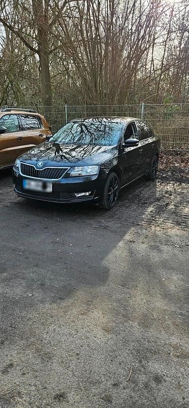 Gebraucht Skoda Rapid Ambition 95 PS (69 kW) 2019 Schwarz Kleinwagen