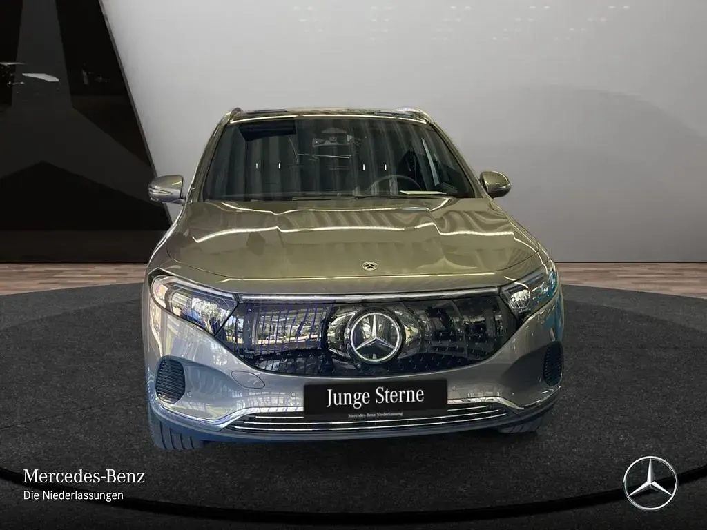 Gebraucht Mercedes EQA350 Advanced 214 kW (292 PS) 2024 Grau SUV
