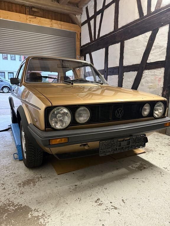 Gold Gebraucht 1983 VW Golf I Kleinwagen | 7.999 € - Bild 1/4