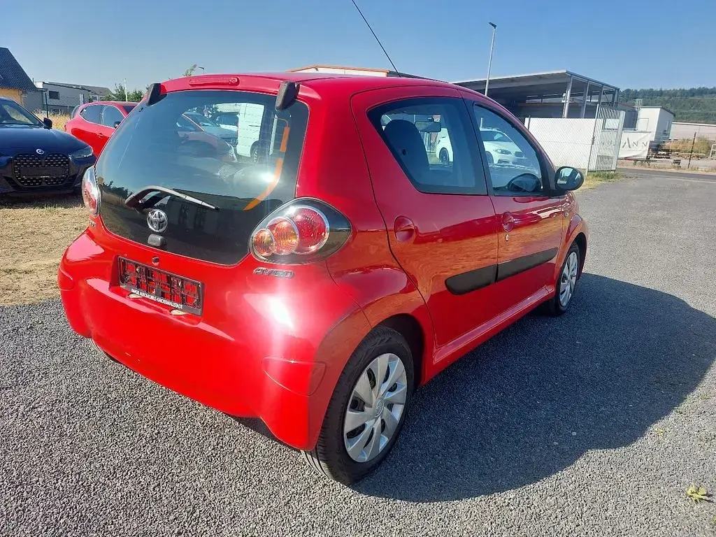 Gebraucht Toyota Aygo Cool 68 PS (50 kW) 2013 Fire red Kleinwagen