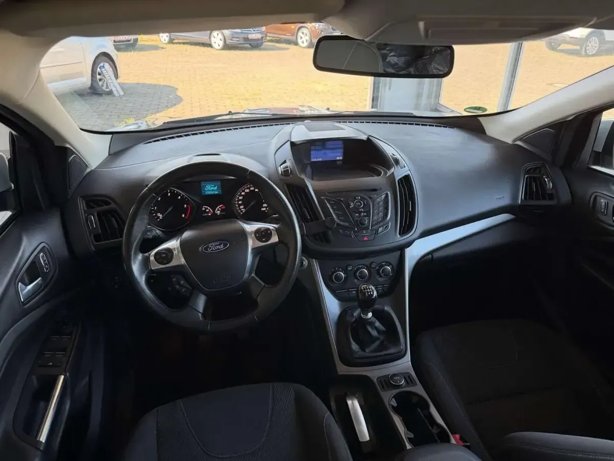 Gebraucht Ford Kuga Trend 120 PS (88 kW) 2014 Weiß SUV