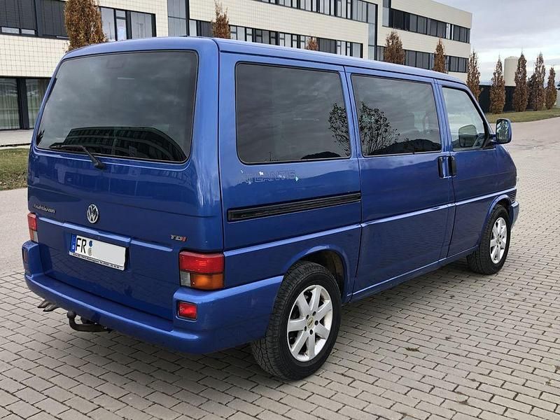 Gebraucht VW Multivan 151 PS (111 kW) 2001 Blau Van