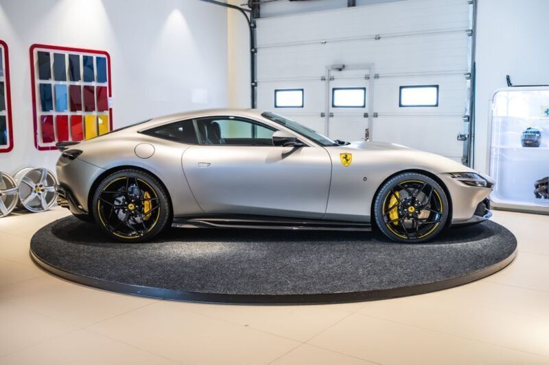 Gebraucht Ferrari Roma 620 PS (456 kW) 2022 Beige Coupé