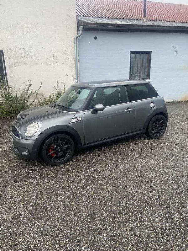Grau Gebraucht 2008 Mini Cooper S Kleinwagen | 6.950 € (Fairer Preis) - Bild 1/4