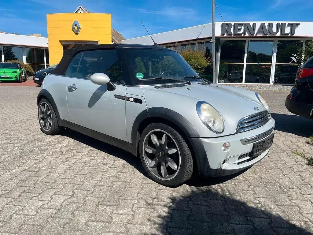 Gebraucht Mini Cooper Cabriolet 116 PS (85 kW) 2009 Silber Cabrio