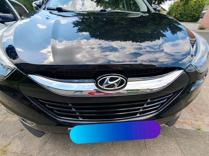 Schwarz Gebraucht 2014 Hyundai ix35 SUV | 7.990 € (Guter Preis) - Bild 1/4